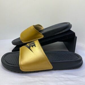 Nike Benassi JDI Metallic Gold Slide Sandals Women’s Size 7